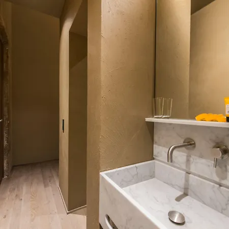Dei Barbieri Hotel 4*