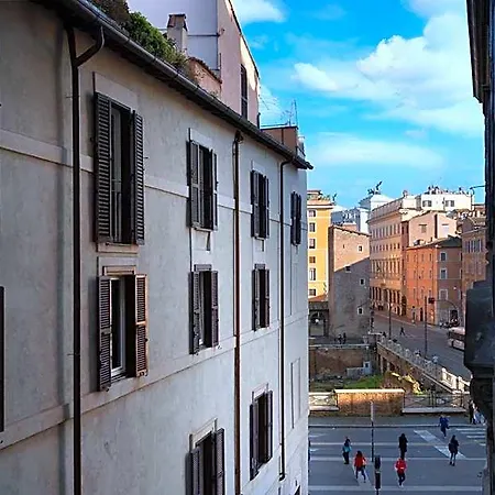 Hotel Dei Barbieri Rome