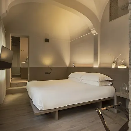 Hotel Dei Barbieri Rome