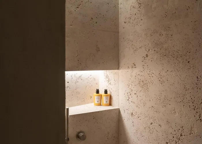 Dei Barbieri فندق روما